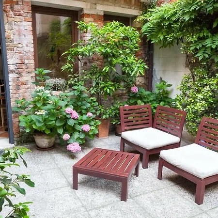Bed and breakfast Fujiyama *
