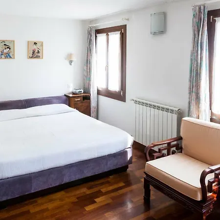 Fujiyama Bed and Breakfast Βενετία